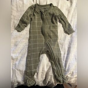 Colored Organics Footed Onesie PJs size 3-6 months, Olive green